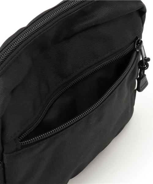 ALDIES（アールディーズ）の「Nelson Shoulder Bag ナイロン ミニショルダーバッグ（ショルダーバッグ・メンズ・パープル/グリーン/ブルー/ネイビー/ブラック・FREE）」の10枚目の写真