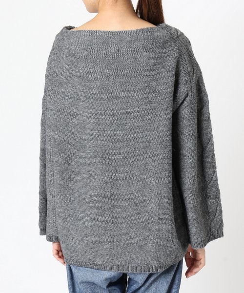 FIGARO Paris（フィガロパリ）の「アルパカ混 BIGケーブルプルオーバー◆（ニット/セーター・レディース・グレー/キナリ・FREE）」の7枚目の写真