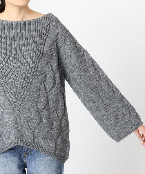FIGARO Paris（フィガロパリ）の「アルパカ混 BIGケーブルプルオーバー◆（ニット/セーター・レディース・グレー/キナリ・FREE）」の10枚目の写真