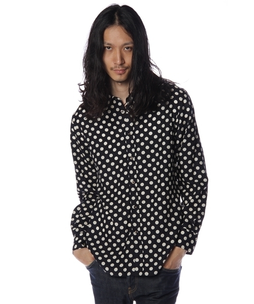 美品！Soe ソーイ個性的！アートプリント柄長袖シャツサイズ0 美品！Soe ソーイ個性的！アートプリント柄長袖シャツサイズ0 美品