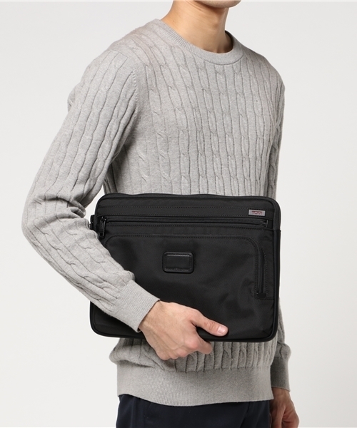 TUMI トゥミ Medium Laptop Cover ラップトップカバー クラッチ バッグ ブラック＆ネイビー PCケース : TUMI - Alpha Laptop Cover - Protective Computer Case