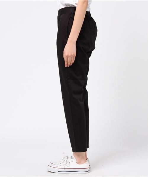 LBC（エルビーシー）の「スリムイージーパンツ                    （その他パンツ・レディース・ライトグレー/ブラック/ベージュ・MEDIUM/LARGE）」の5枚目の写真