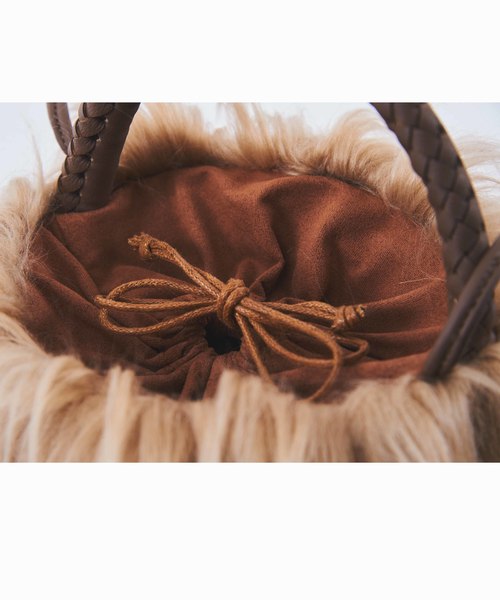 Laugoa（ラウゴア）の「【LAUGOA】フェイクファーかごショルダー　Moelleux　0174-30010   （ショルダーバッグ・レディース・グレー/ベージュ/ホワイト・FREE）」の5枚目の写真