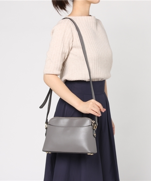 PLAIN CLOTHING（プレーンクロージング）の「ミニマムショルダーバッグ【PLAIN CLOTHING】（ショルダーバッグ・レディース・ネイビー/モカ/グレー/キャメル/ブラック/レッド・FREE）」の10枚目の写真