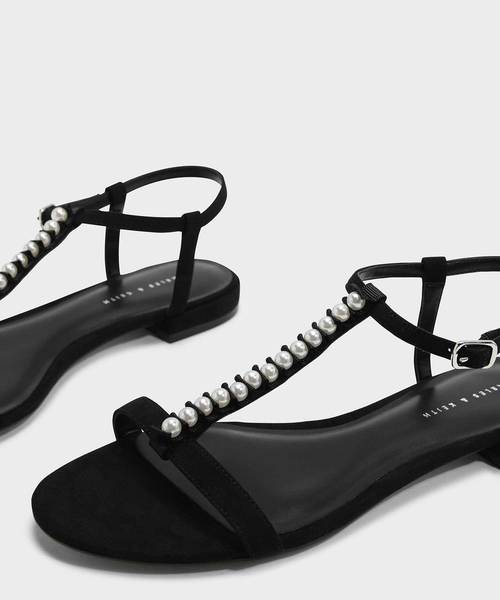 CHARLES & KEITH(チャールズ & キース)の「パールエンベリッシュサンダル / PEARL EMBELLISHED SANDALS(サンダル・レディース・ブラック/グリーン・23cm/23.5cm/24.5cm/25cm)」の8枚目の写真