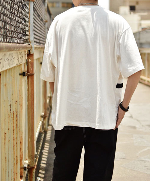 kutir（クティール）の「color bloking TEE / 配色ビッグTシャツ　ハーフスリーブ（Tシャツ/カットソー・メンズ・ホワイト/ブラック/ブラウン・MEDIUM/LARGE）」の5枚目の写真