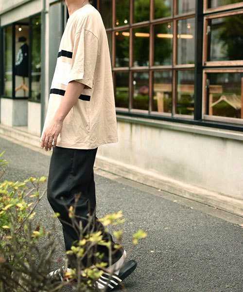 kutir（クティール）の「color bloking TEE / 配色ビッグTシャツ　ハーフスリーブ（Tシャツ/カットソー・メンズ・ホワイト/ブラック/ブラウン・MEDIUM/LARGE）」の16枚目の写真