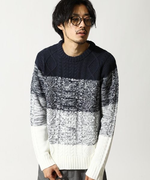 ZIP FIVE(ジップファイブ)の「クルーネックケーブルニットセーター【ローゲージニット】(ニット/セーター・レディース・ブラック/ベージュ/パープル/ネイビー/グレー/レッド/オフホワイト/カーキ/オレンジ/ブルー/グリーン/アイボリー/ブラック×ホワイト/ブラック系その他/ブルー系その他/キャメル/ブラック×グリーン/スモークピンク/ワイン/ブラック系その他2・SMALL/MEDIUM/LARGE/X-LARGE)」の14枚目の写真