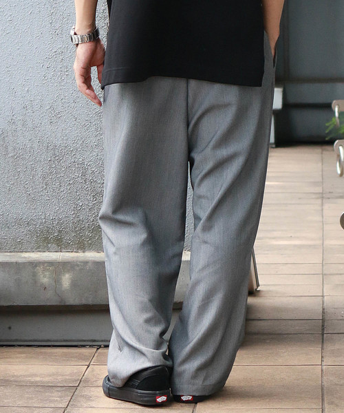 Confirm（コンファーム）の「Confirm / コンファーム 無地ワイドパンツ（スラックス・メンズ・グレー・L）」の3枚目の写真