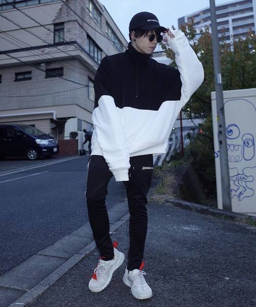 AFYF(エーエフワイエフ)の「AFYF 2018 POLY OVERSIZE ハーフZIP(その他アウター・メンズ・ホワイト×ブラック/ブラック×ホワイト・FREE)」の6枚目の写真