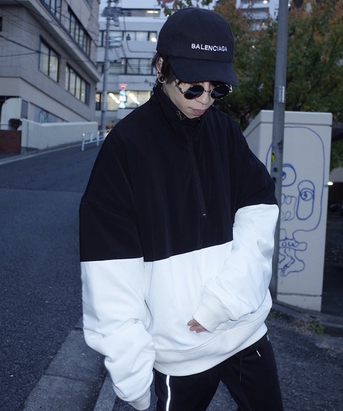 AFYF(エーエフワイエフ)の「AFYF 2018 POLY OVERSIZE ハーフZIP(その他アウター・メンズ・ホワイト×ブラック/ブラック×ホワイト・FREE)」の12枚目の写真