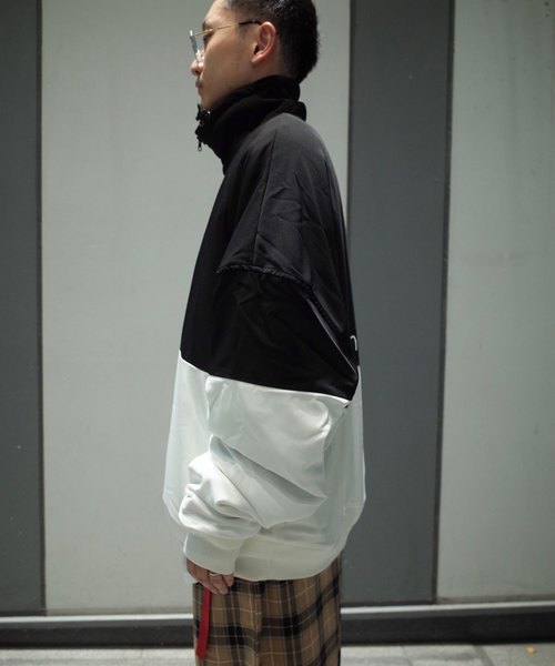 AFYF(エーエフワイエフ)の「AFYF 2018 POLY OVERSIZE ハーフZIP(その他アウター・メンズ・ホワイト×ブラック/ブラック×ホワイト・FREE)」の19枚目の写真