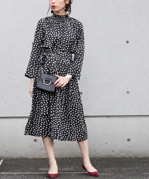 美品！martiniqueマルティニーク フラワープリントロングドレスワンピース 美品！martiniqueマルティニーク フラワープリントロングドレス