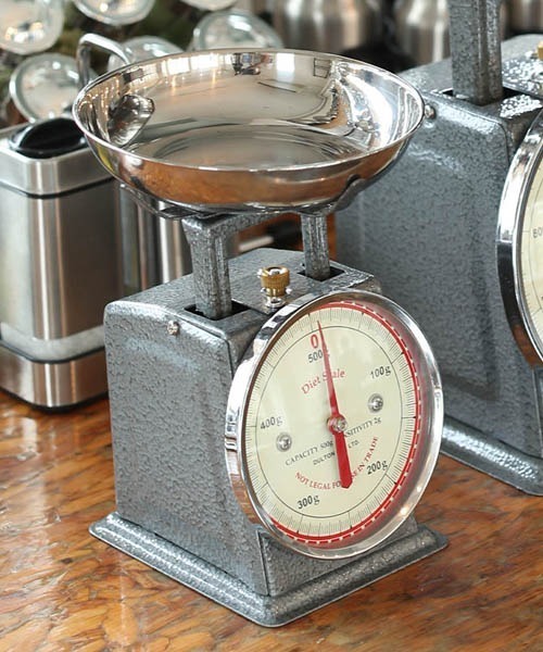 DULTON(ダルトン)の「DIET SCALE/キッチンスケール(キッチンツール・メンズ・ブラック/ダークグリーン/レッド/サックスブルー/イエロー/アイボリー/ミント/オリーブ/グレー/ブルーグリーン・FREE)」の3枚目の写真