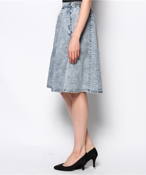 WEGO（ウィゴー）の「WEGO/デニムミドルフレアスカート（デニムスカート・レディース・インディゴブルー/ダークインディゴブルー/ライトインディゴブルー・FREE）」の4枚目の写真