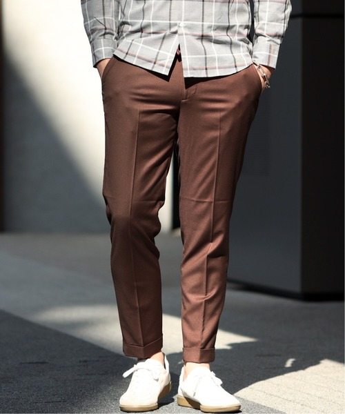 EDIFICE(エディフィス)の「TRギャバ イージーテーパー パンツ(その他パンツ・メンズ・チャコールグレー/ブラック/ネイビー/ブラウン・LARGE/MEDIUM/SMALL)」の1枚目の写真