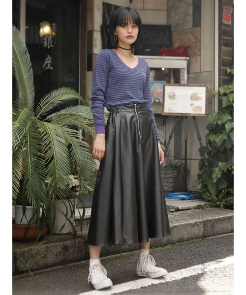 jouetie(ジュエティ)の「ダブルジップフレアスカート(スカート・レディース・ブラック/ベージュ/グレー/ブルー・MEDIUM)」の6枚目の写真