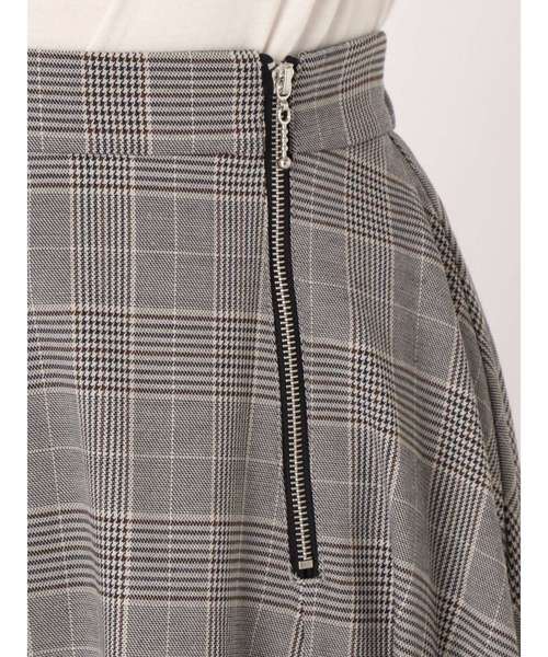 jouetie(ジュエティ)の「ダブルジップフレアスカート(スカート・レディース・ブラック/ベージュ/グレー/ブルー・MEDIUM)」の19枚目の写真