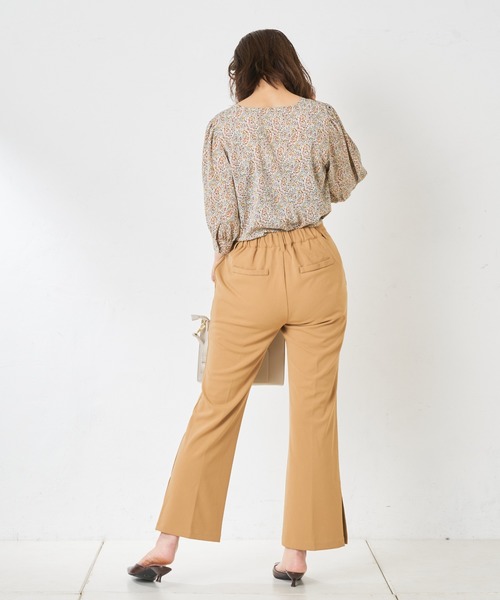 natural couture（ナチュラルクチュール）の「カットジョーゼットサイドペンツパンツ（その他パンツ・レディース・ブルー/ベージュ/ライトベージュ・SMALL/LARGE/MEDIUM）」の14枚目の写真