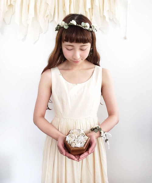 m.soeur（エムスール）の「シロツメクサのバングル＊（バングル/リストバンド・レディース・グリーン・FREE）」の2枚目の写真