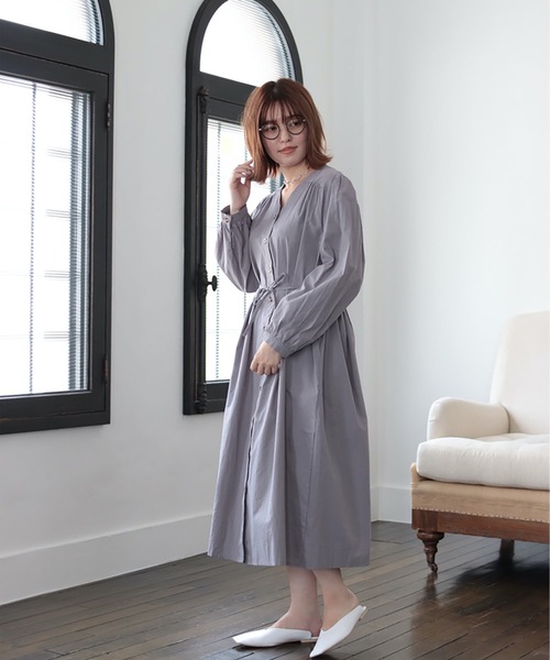 sakishimatokyo（サキシマトーキョー）の「【ZOZO限定】サキシマamp「ヒモツキノワンピース」（ワンピース・レディース・ブラック/ベージュ/サックスブルー・FREE）」の3枚目の写真