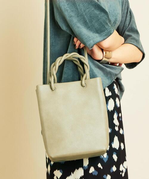 BEAUTY&YOUTH UNITED ARROWS（ビューティーアンドユースユナイテッドアローズ）の「BY∴ ツイストハンドル ショルダーバッグ -2WAY-（ショルダーバッグ・レディース・ブラック/オリーブ/その他1/シルバー/オフホワイト/ライトブルー・FREE）」の13枚目の写真