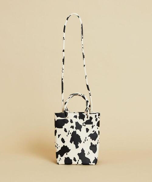 BEAUTY&YOUTH UNITED ARROWS（ビューティーアンドユースユナイテッドアローズ）の「BY∴ ツイストハンドル ショルダーバッグ -2WAY-（ショルダーバッグ・レディース・ブラック/オリーブ/その他1/シルバー/オフホワイト/ライトブルー・FREE）」の17枚目の写真