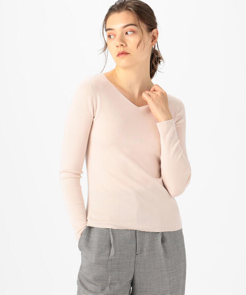 TOMORROWLAND （トゥモローランド）の「エクストラファインウール Vネックプルオーバー（ニット/セーター・レディース・グレー/キャメル/ライトベージュ・S/M）」の3枚目の写真