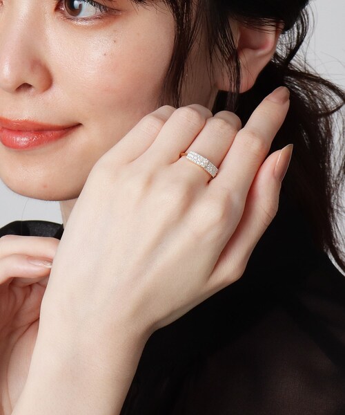 COCOSHNIK(ココシュニック)の「K18ダイヤモンド レクタングルパヴェ リング(リング・レディース・アイボリー系3・14号)」の9枚目の写真