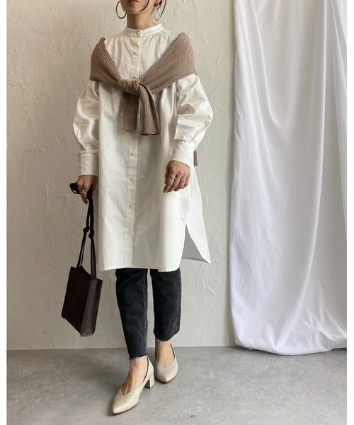 She's Closet（シーズクローゼット）の「スタンドカラー