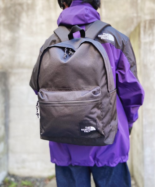 THE NORTH FACE(ザノースフェイス)の「【THE NORTH FACE(ザ・ノースフェイス)】デイパック ORIGINAL PACK S リュック バックパック(バックパック/リュック・メンズ・ブラック/アイボリー・FREE)」の3枚目の写真