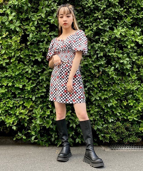 SUNNY CHERRY スカート