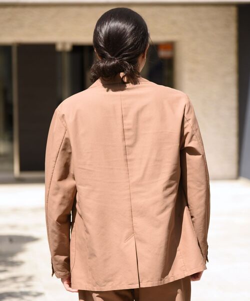 SHIPS(シップス)の「【No tie, but smartness.】SHIPS: 《超軽量・速乾・ストレッチ》スーパーライト 2B ジャケット セットアップ対応(テーラードジャケット・メンズ・カーキ/ネイビー・SMALL/MEDIUM/LARGE/X-LARGE)」の12枚目の写真