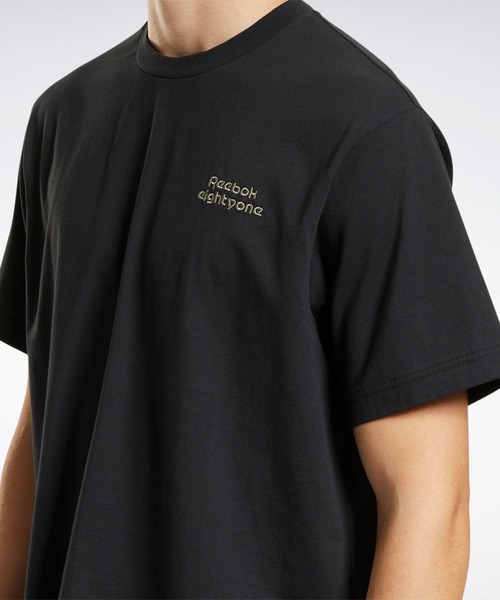 Reebok（リーボック）の「eightyone ロング スリーブ Tシャツ / Long Sleeve T-Shirt（Tシャツ/カットソー・メンズ・ライトブラウン/ブラック/ホワイト・LARGE/MEDIUM/SMALL/XX-LARGE/X-LARGE/XXX-LARGE）」の16枚目の写真