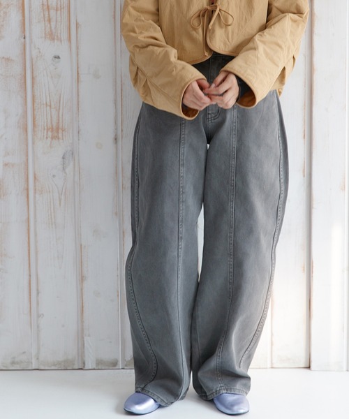 mikke(ミッケ)の「カツラギデニム ハイウエストカーブパンツ(デニムパンツ・レディース・チャコールグレー/ライトブルー/ネイビー/カーキ/ブルー/キナリ・S/M/L)」の11枚目の写真