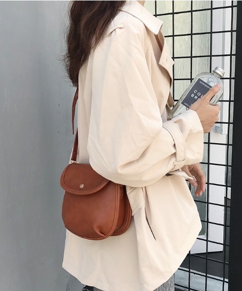 yuue' ( wear )（ユーイ）の「シンプルレザーショルダーバッグ（ショルダーバッグ・レディース・ブラック/ブラウン・FREE）」の9枚目の写真