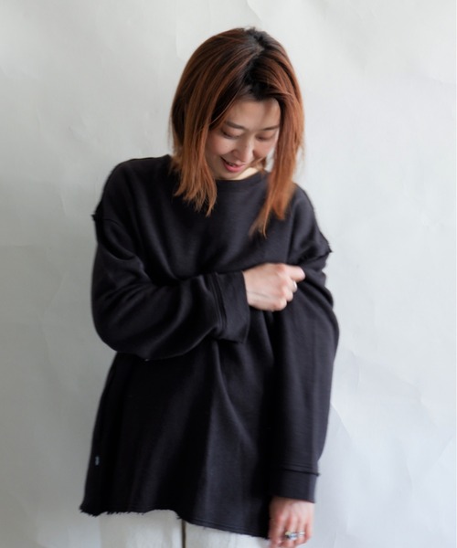 MANASTASH（マナスタッシュ）の「MANASTASH/マナスタッシュ　W's BOTH SIDES SWEAT SH　ウィメンズ　ボスサイド　スウェット（スウェット・レディース・ナチュラル/ブラック/マルチ/テラコッタ・MEDIUM）」の2枚目の写真