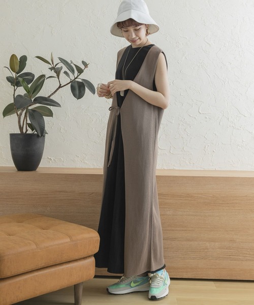 URBAN RESEARCH（アーバンリサーチ）の「2WAYニットジレ（ワンピース・レディース・チャコールグレー/イエロー/モカ・FREE）」の3枚目の写真