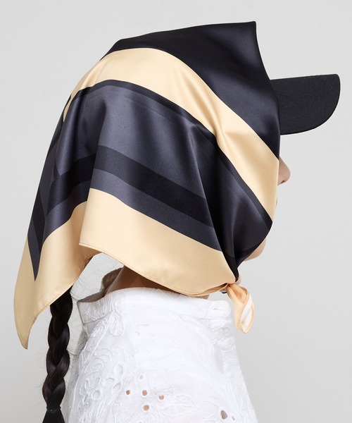 SHIZUTA（シズタ）の「SZT: 大判スカーフ（バンダナ/スカーフ・レディース・ホワイト/マルチ/ホワイト×グリーン/レオパード/ゼブラ/アニマル/ホワイト×ネイビー/ブラック系/ドット/ワイン/テラコッタ/ベージュ×ブラック/ブラウン系/スカイブルー/ホワイト系その他/ブラック×レッド/ブラック系その他/ネイビー系2/ブルー系その他/ネイビー系1/ベージュ系/ブラック×ホワイト・FREE）」の11枚目の写真