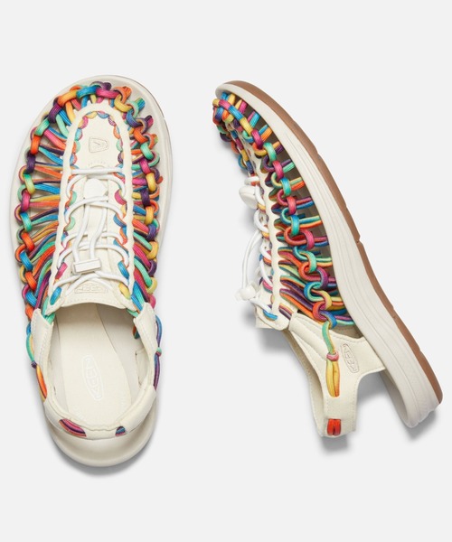 KEEN(キーン)の「UNEEK / ユニーク/ レディース スニーカー サンダル(サンダル・レディース・レインボー・22.5cm/23cm/23.5cm/24cm/24.5cm/25cm/25.5cm/26cm)」の2枚目の写真