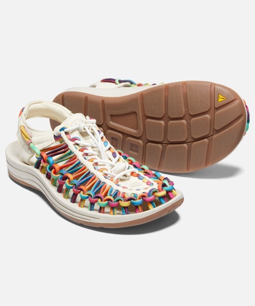 KEEN(キーン)の「UNEEK / ユニーク/ レディース スニーカー サンダル(サンダル・レディース・レインボー・22.5cm/23cm/23.5cm/24cm/24.5cm/25cm/25.5cm/26cm)」の3枚目の写真