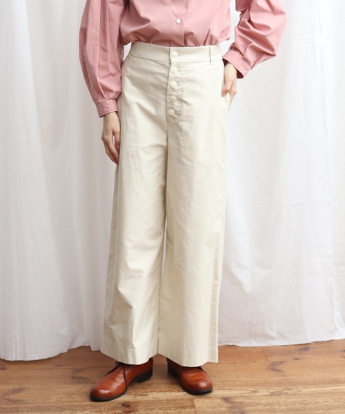 Lene(レネ)の「ミクロモールスキン ストレートパンツ(その他パンツ・レディース・ネイビー/アイボリー・FREE)」の2枚目の写真