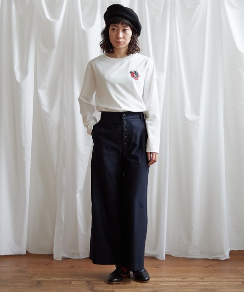 Lene(レネ)の「ミクロモールスキン ストレートパンツ(その他パンツ・レディース・ネイビー/アイボリー・FREE)」の7枚目の写真