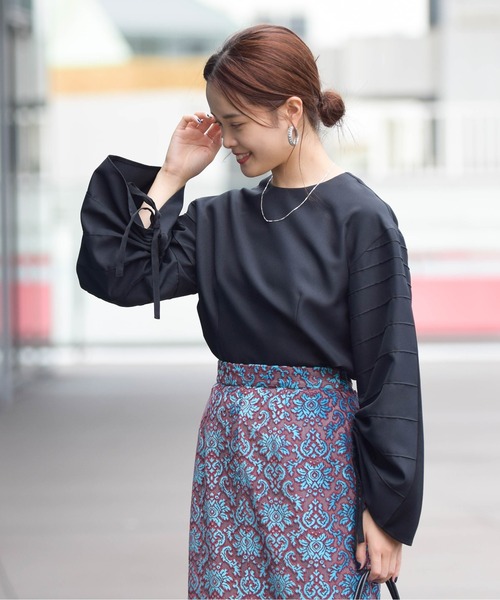 Ray BEAMS（レイビームス）の「RBS / タック ワイドスリーブ ブラウス（シャツ/ブラウス・レディース・ブラック/ベージュ・ONE SIZE）」の10枚目の写真