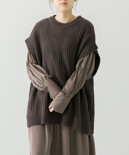 LAATO（ラート）の「PATTERN KNIT（ベスト・レディース・オフホワイト/ブラウン・FREE）」の13枚目の写真