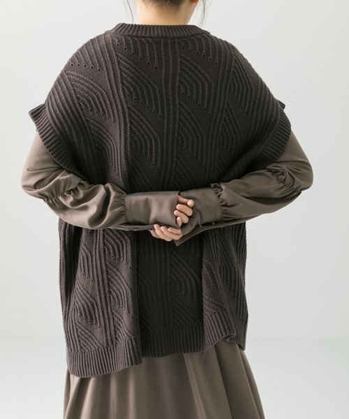LAATO（ラート）の「PATTERN KNIT（ベスト・レディース・オフホワイト/ブラウン・FREE）」の17枚目の写真