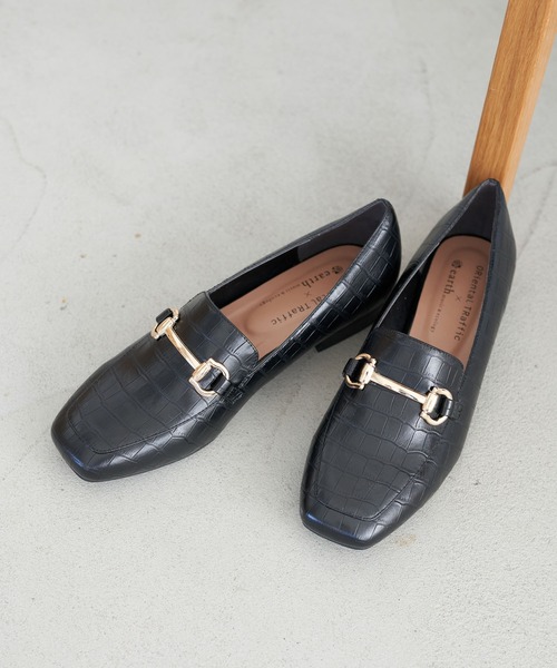 ORiental TRaffic（オリエンタルトラフィック）の「ORiental TRaffic ビットローファー ＊（ローファー・レディース・ブラック/ベージュ・37/35/36/38/39）」の2枚目の写真