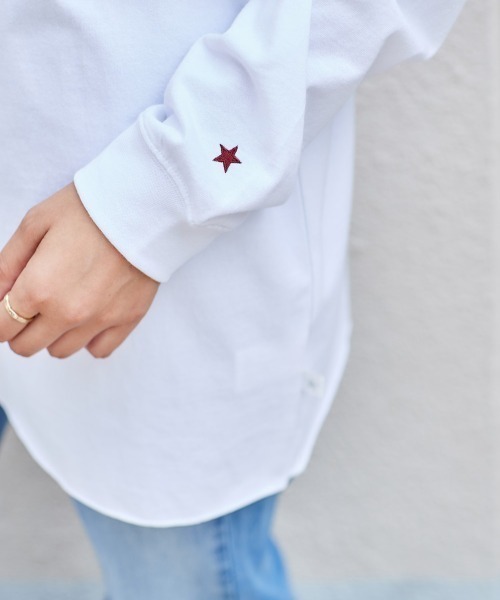 CONVERSE(コンバース)の「【CONVERSE】メローヘム バックプリントロンTee(Tシャツ/カットソー・レディース・ブラウン/チャコール/オフホワイト・M)」の9枚目の写真