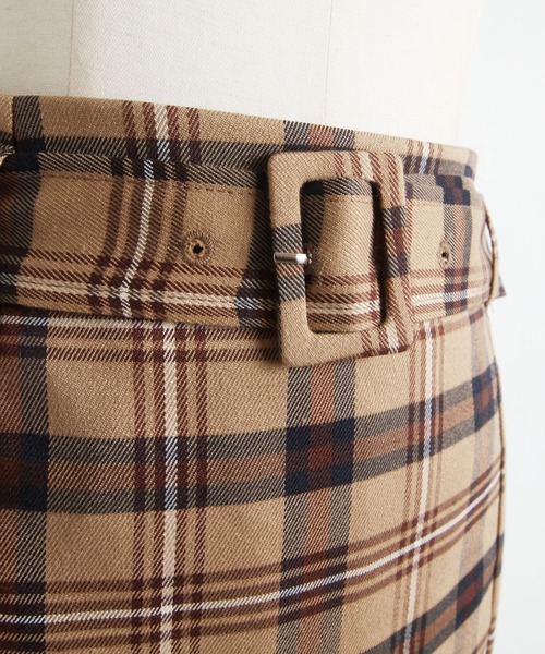 tocco closet（トッコ　クローゼット）の「ベルト付きチェック柄マーメイドスカート（スカート・レディース・ベージュ/ネイビー・M）」の11枚目の写真