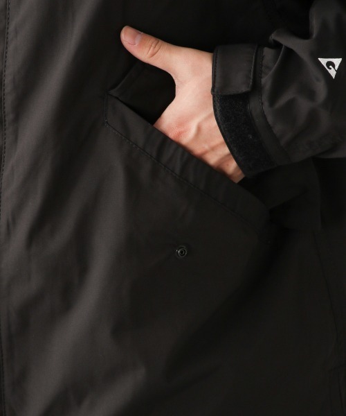 LOWRYS FARM（ローリーズファーム）の「ＧＥＲＲＹコラボマウンテンパーカー　239240（マウンテンパーカー・メンズ・ブラック/ブルー/カーキ・MEDIUM/LARGE）」の5枚目の写真